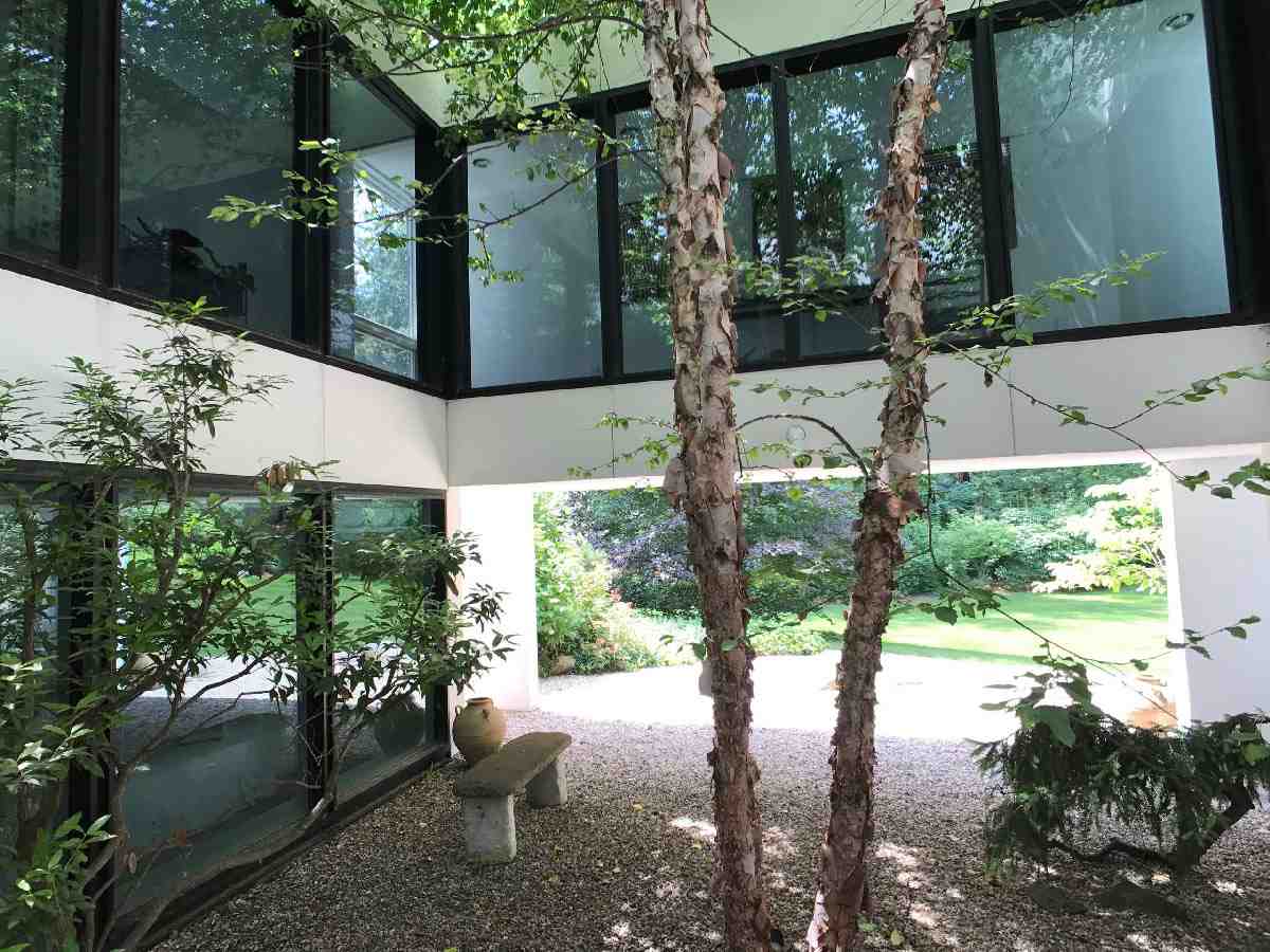 5 Experts Share Their Favorite High-End Custom Builders